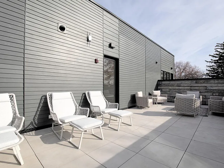 Diana Place — Photo 14
