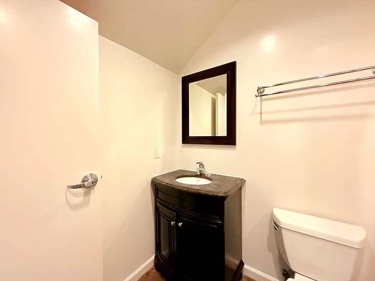 1734 N. Main St.,/ 633 Gibbons Street — Photo 29