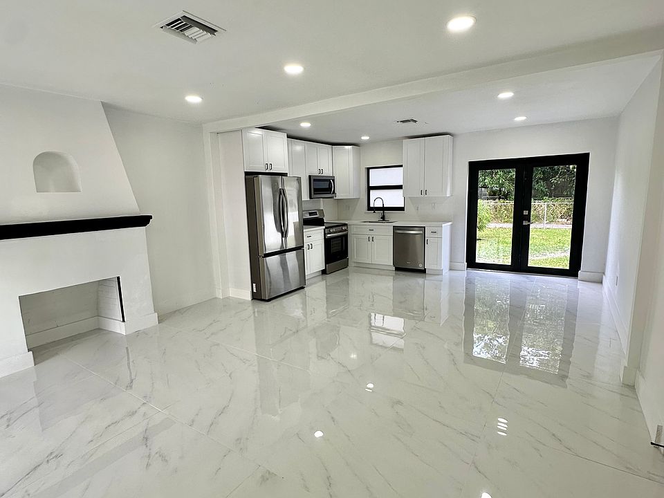 Brand new ktichen & appliances Samsung