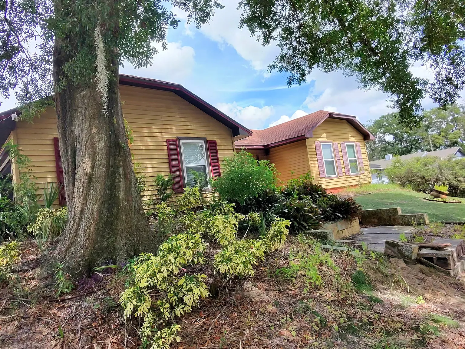 6313 Undine Way — Photo 2