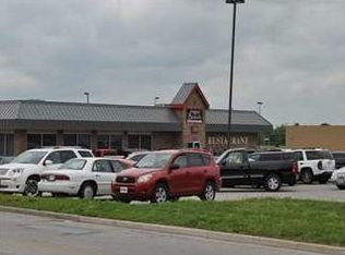 114 Chapel Dr, Monett, MO 65708