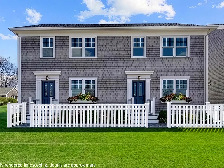 68 Yarmouth Rd — Photo 1