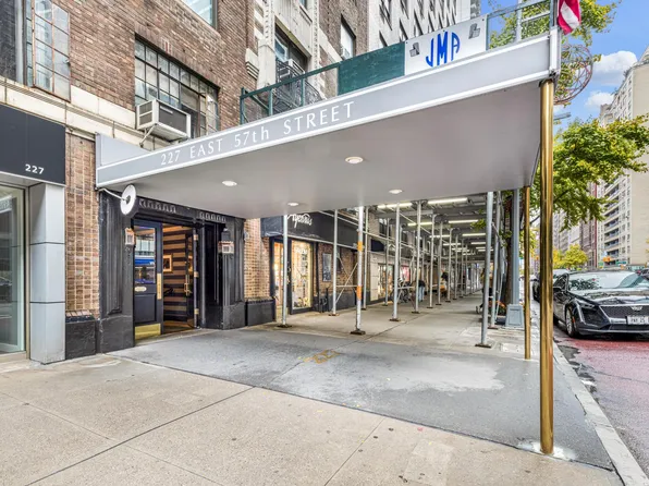 227 East 57th Street image 8 of 8