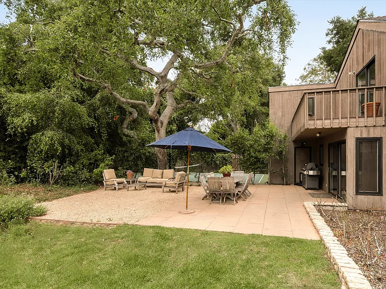 1539 Miramar Ln — Photo 21