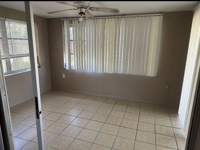 1025 Classic Dr — Photo 8