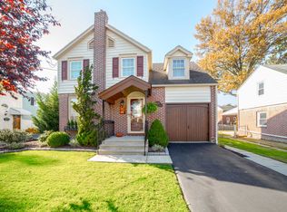 621 Rutledge Ave, Folsom, PA 19033