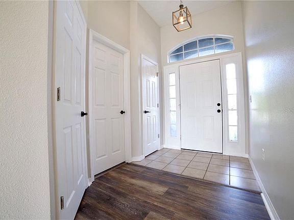 2nd image of 750 E Lacy Cir