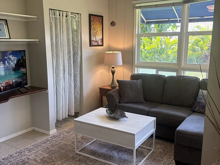 2736 Puu Hoolai St — Photo 2