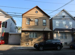 99 Houston St, Newark, NJ