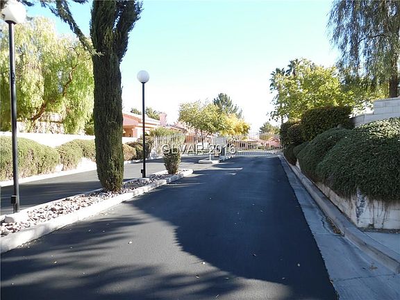 2nd image of 605 Cervantes Dr
