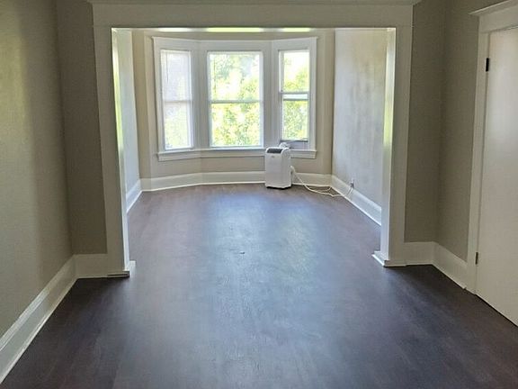 5th image of 317-331 5th St #327