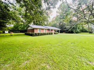 108 Orchard Cir, Fitzgerald, GA 31750