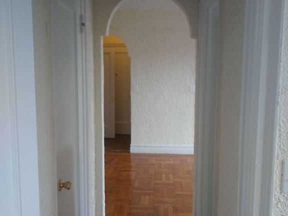3rd image of 12 Seaman Ave APT 1L