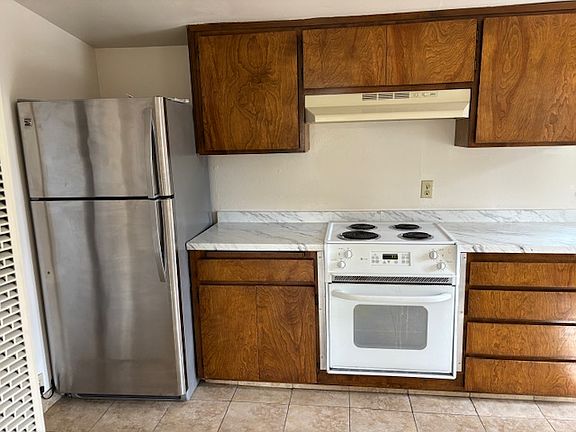 5th image of 50 Morgan Ln