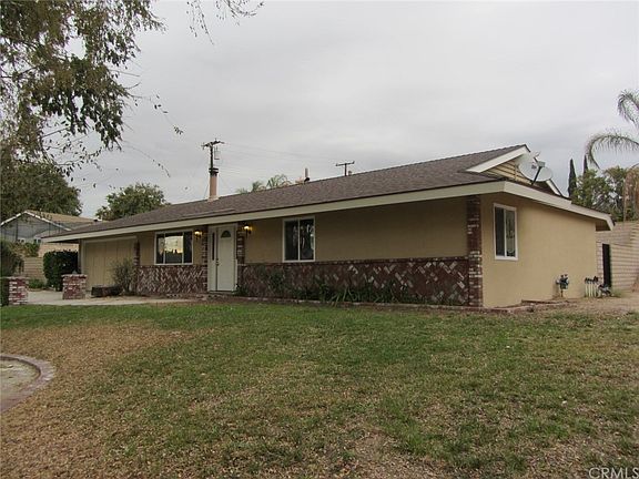 4th image of 26240 Jonquil St