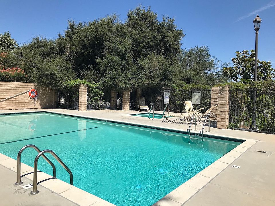 Community pool and jacuzzi