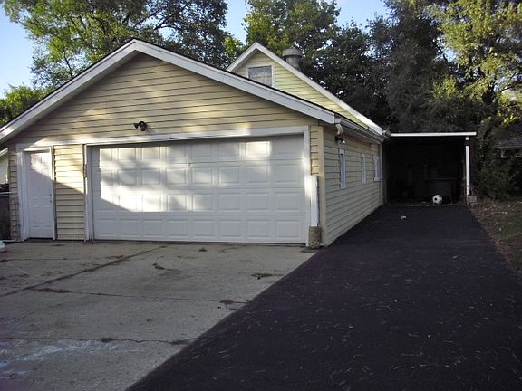 4th image of 350 Clifford Ave