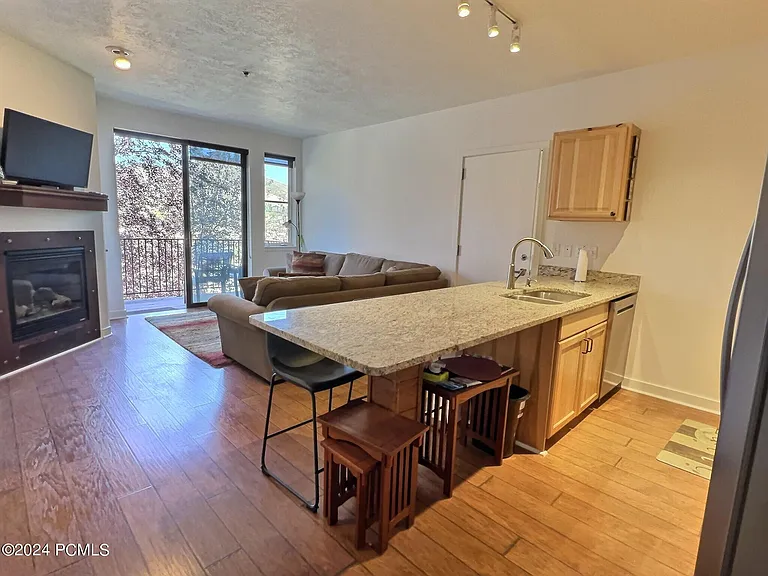 1364 W Stillwater Dr #2053 — Photo 8