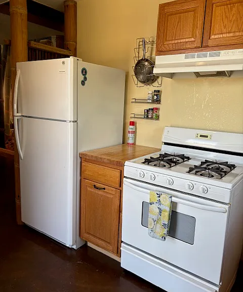 2179 Gibraltar Rd — Photo 2