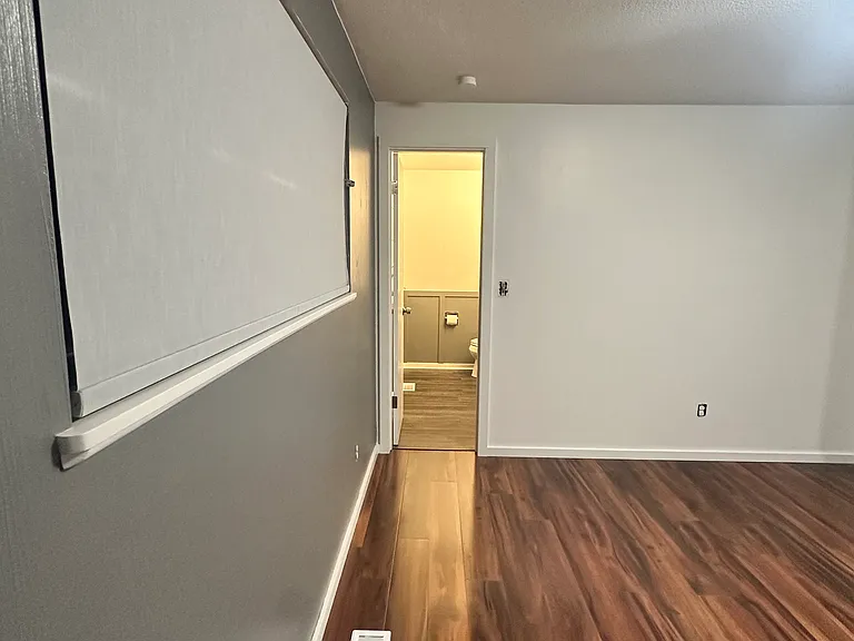 219 Thayer Dr — Photo 14