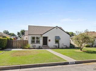 2620 Spruce St, Bakersfield, CA 93301