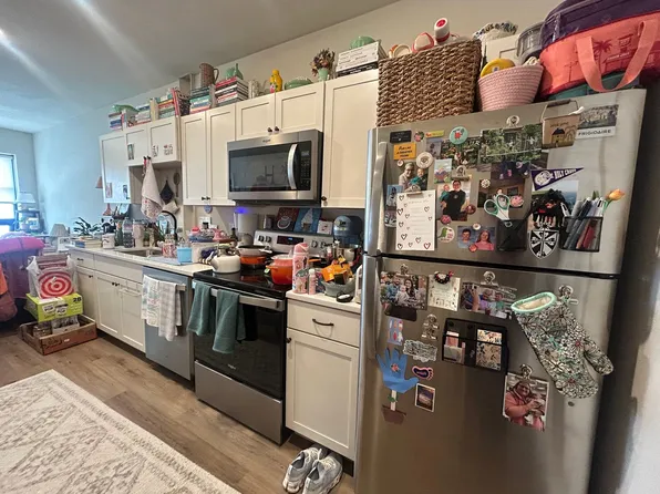 2577 Downer, 2577 N Downer Ave #209, Milwaukee, WI 53211