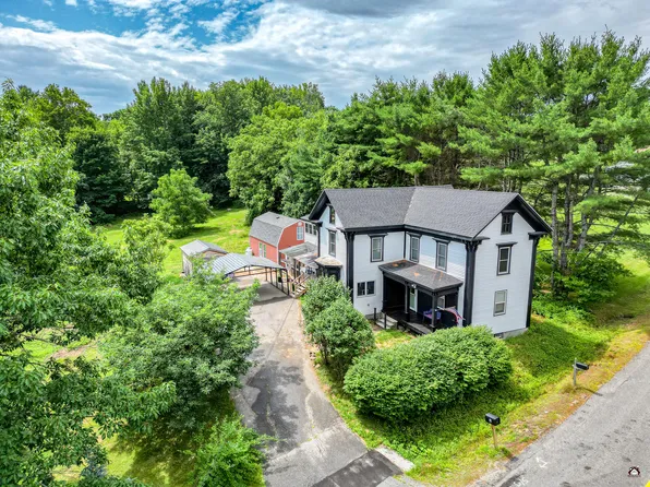 34 Capen Road, Gardiner, ME 04345