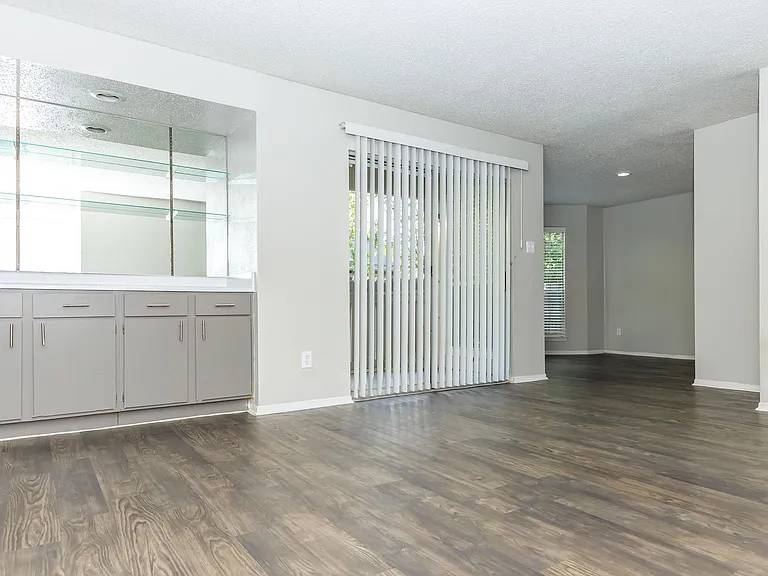 12148 Jollyville Rd — Photo 83
