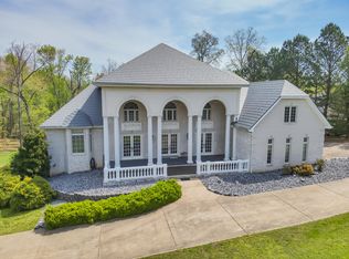 23 Tralee Ct, Benton, KY 42025