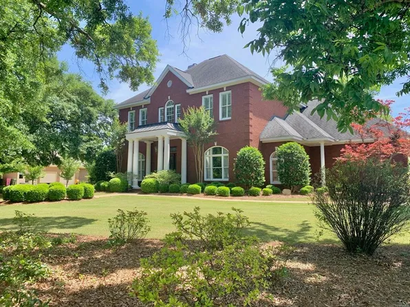 1801 Beauvoir Lake Ct, Montgomery, AL 36117