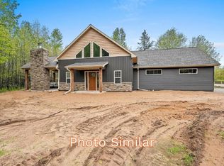 101 Timber Ln, Crivitz, WI 54114