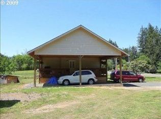 5630 Canary Rd, Florence, OR 97439