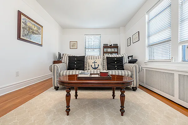 Rented by Rita S Citrin, LREB | media 5
