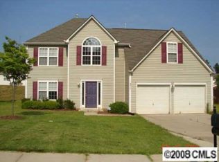 5317 Kiev Dr, Charlotte, NC 28216