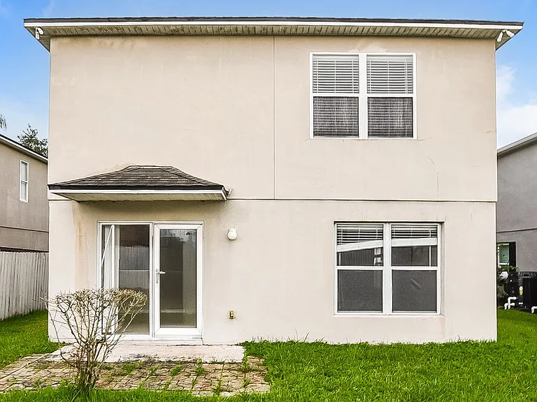 1725 Portcastle Cir — Photo 17
