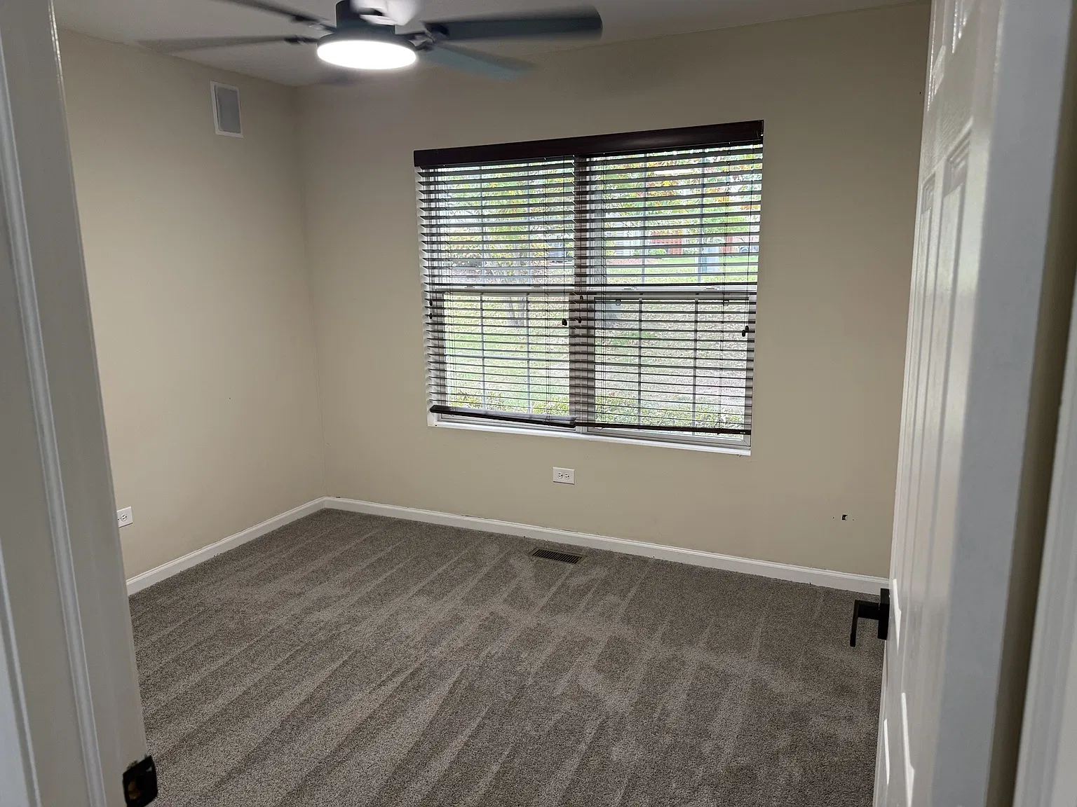 2 bed, 1200 sqft, $2,495 — Photo 3