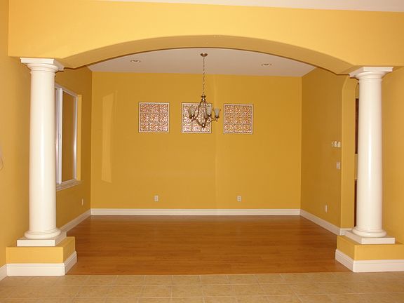 4th image of 2844 E Quincy Ave