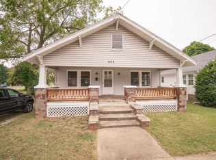953 S Broadway Ave, Springfield, MO 65806