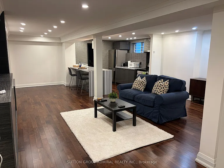 107 Princeton Gate #BASEMENT — Photo 7