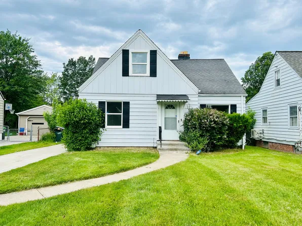 1844 E 300th St, Wickliffe, OH 44092
