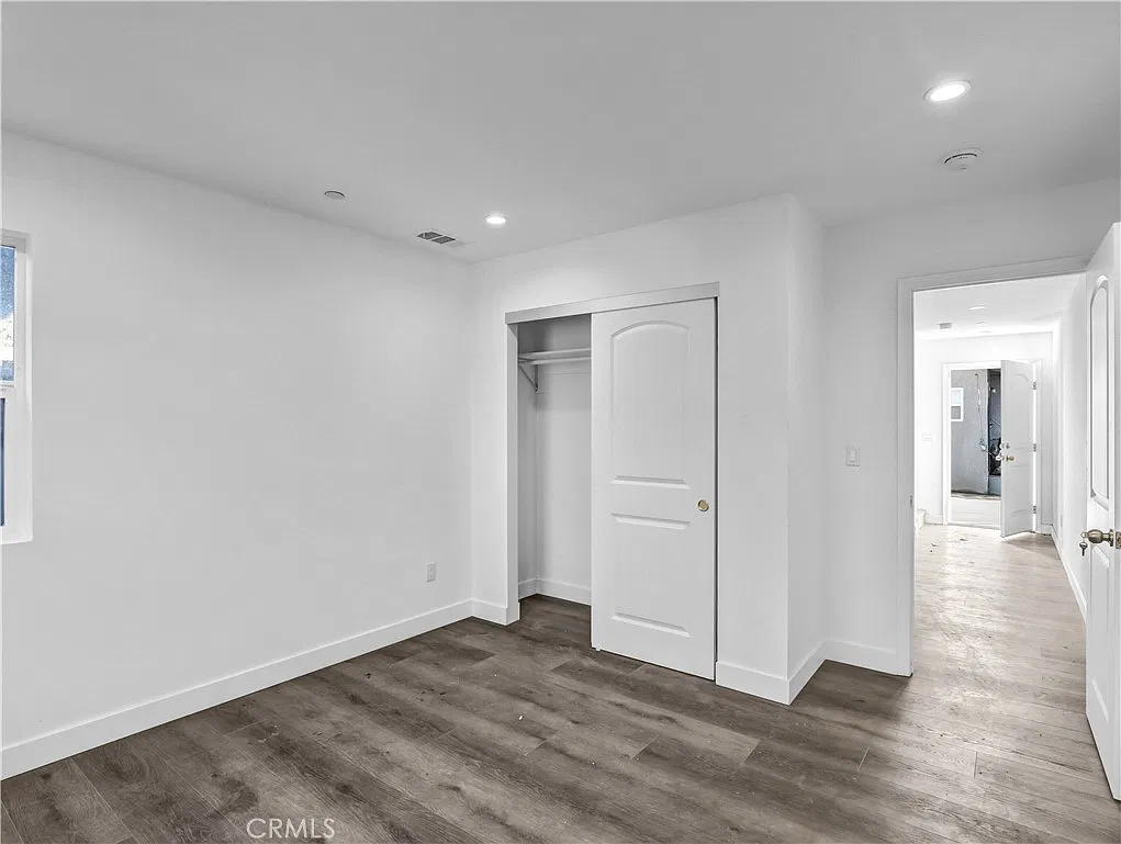 4 bed, 2273 sqft, $4,500 — Photo 3