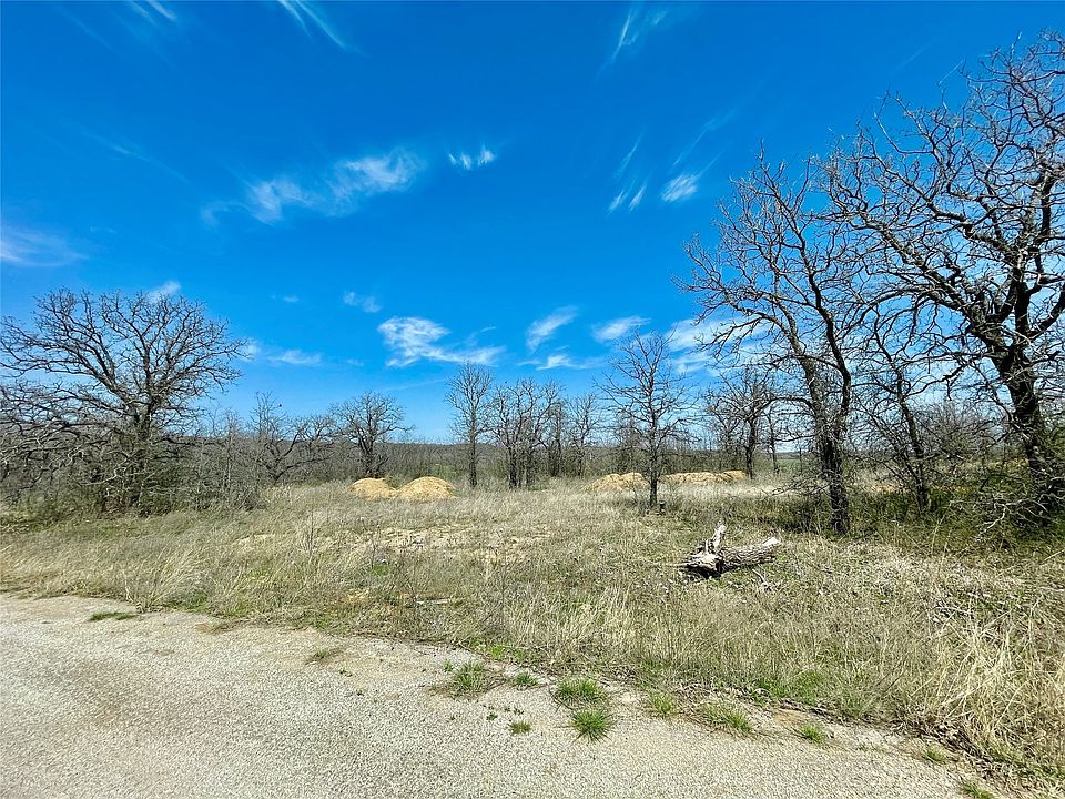 1st image of Lark Meadow Dr
