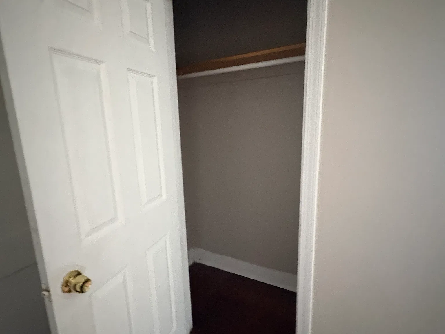 1511 Maple Ave — Photo 3