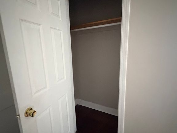 3rd image of 1511 Maple Ave APT 101