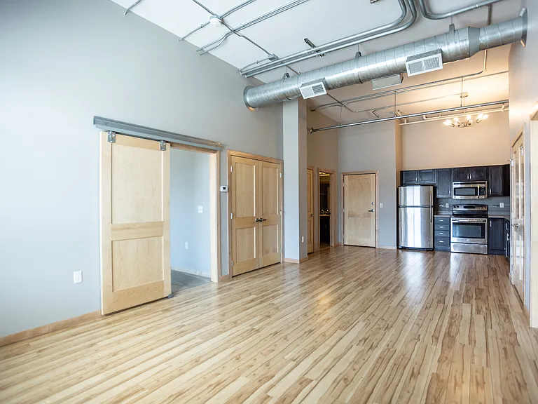 Uptown Exchange Lofts — Photo 22
