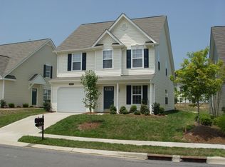 2727 Rozzelles Landing Dr, Charlotte, NC 28214