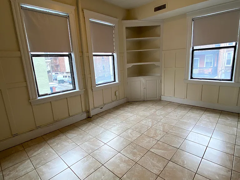 22 Hamilton Rd — Photo 3