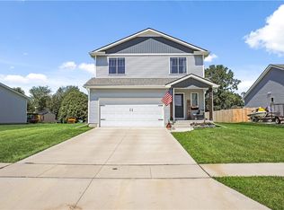 309 Big Blue Stem Dr, Monroe, IA 50170