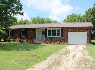 46 Dement Rd, Sikeston, MO 63801