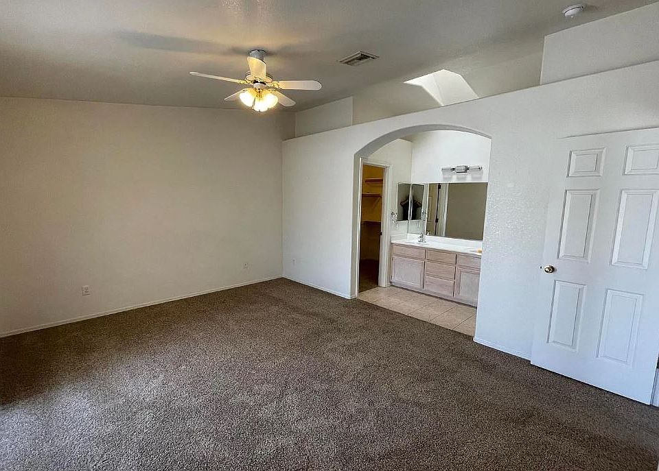 1st image of 3121 Baylor Dr